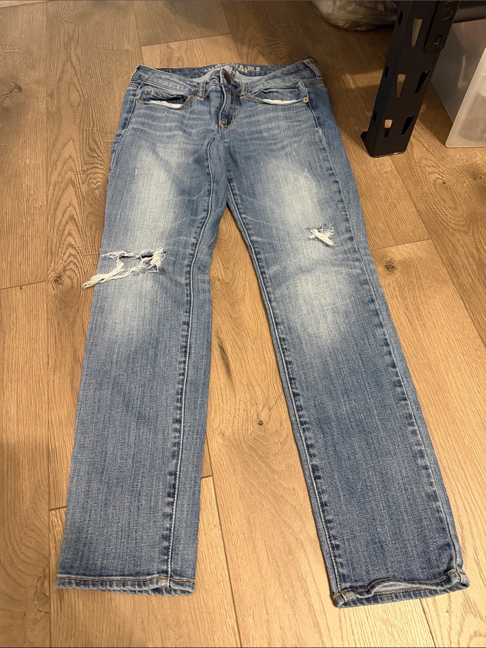 American Eagle Outfitters light blue distressed straight jeans